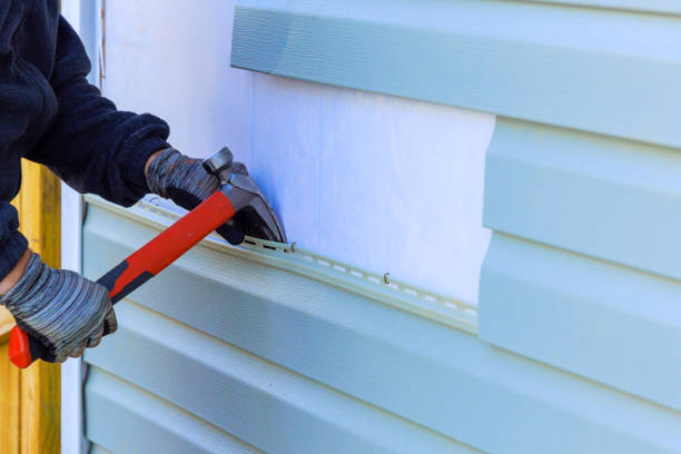 Reliable Siding Inspection contractor in Colchester, IL by Squared Siding